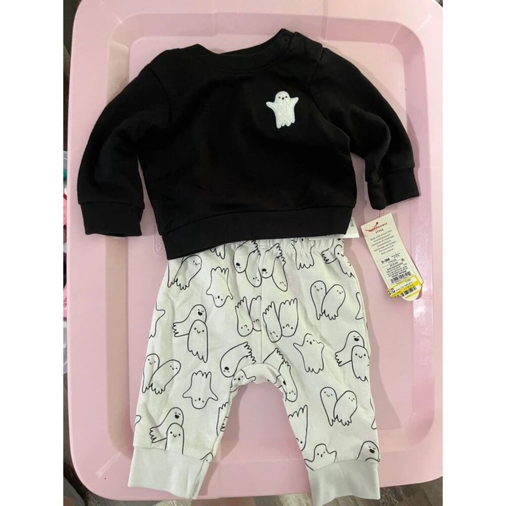 0-3month ghost set can be boys or girls
